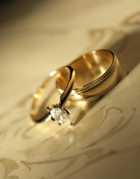 esküvő - gyűrűk